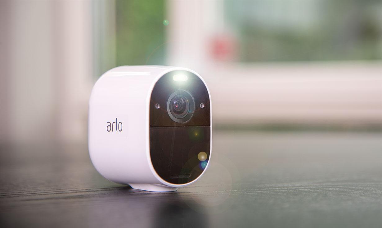 Câmera de vigilância Arlo da Verisure
